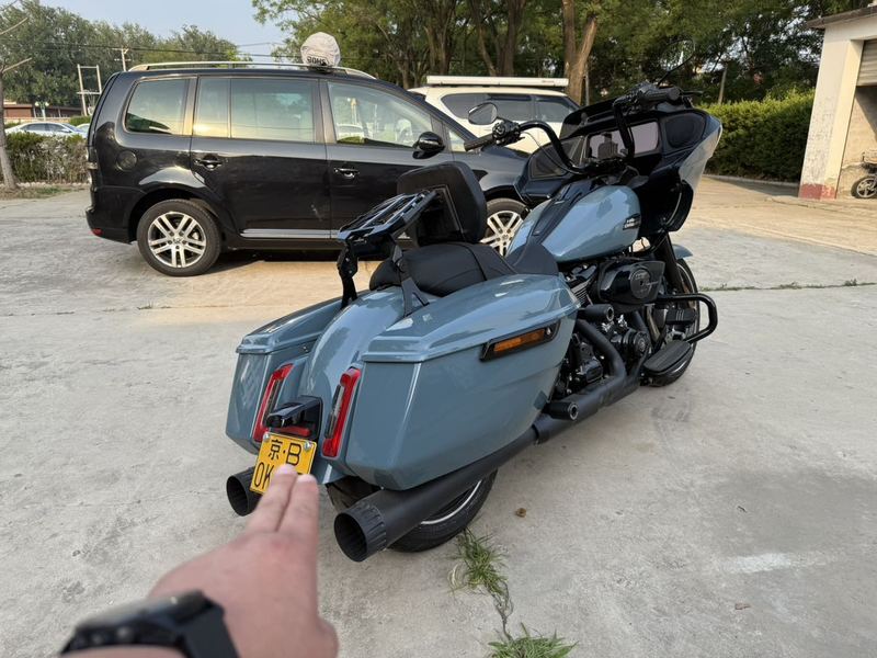 二手哈雷戴维森公路滑翔 Road Glide