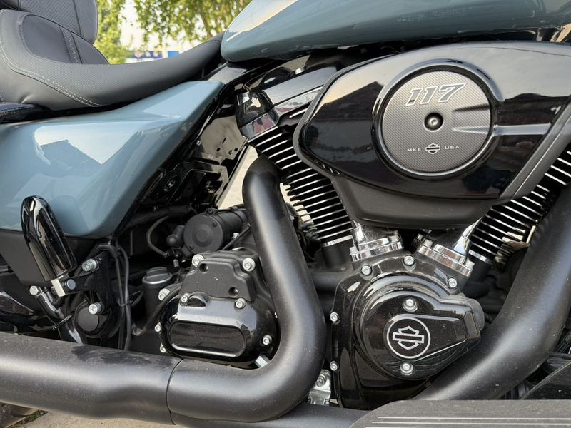 二手哈雷戴维森公路滑翔 Road Glide