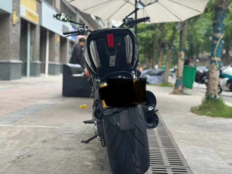 二手杜卡迪Diavel Carbon