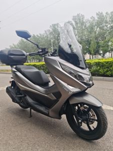 二手豪爵UHR150