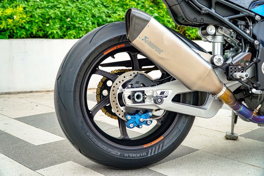 二手宝马M 1000 RR