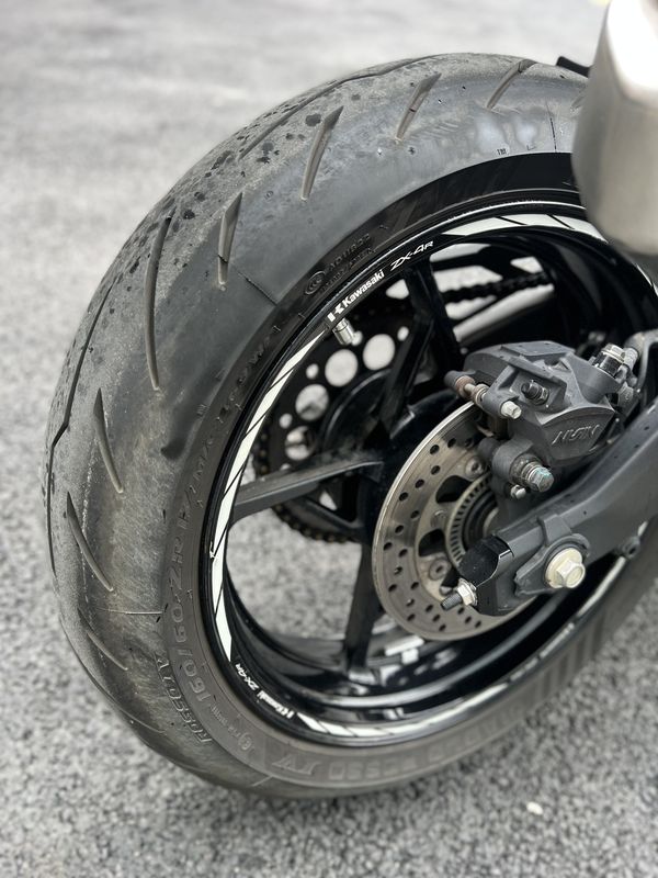 二手川崎ZX-4R