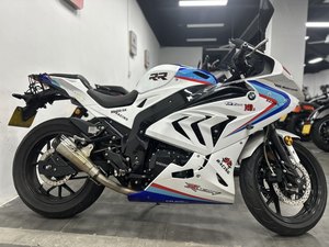 二手宝雕BD400RR