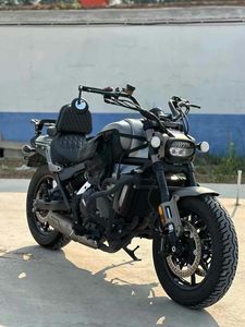 二手QJMOTOR闪700