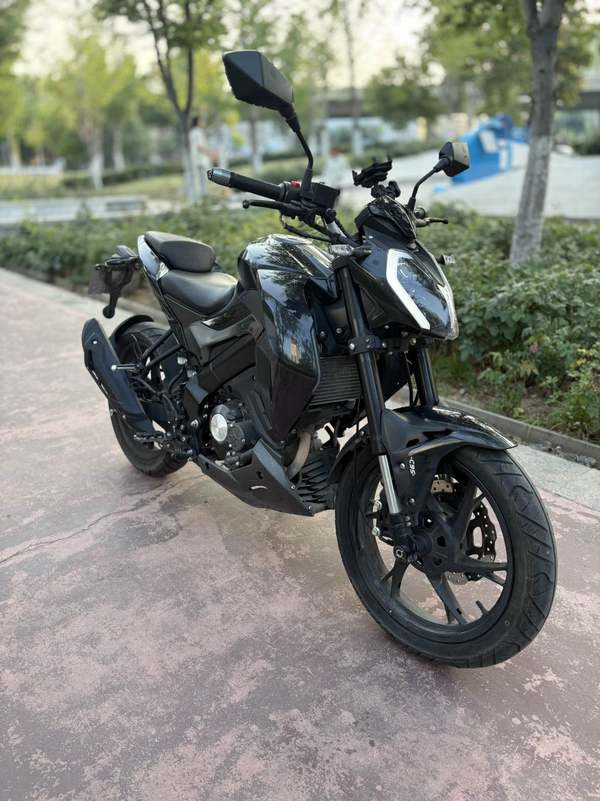 二手贝纳利小迅龙 BN150S