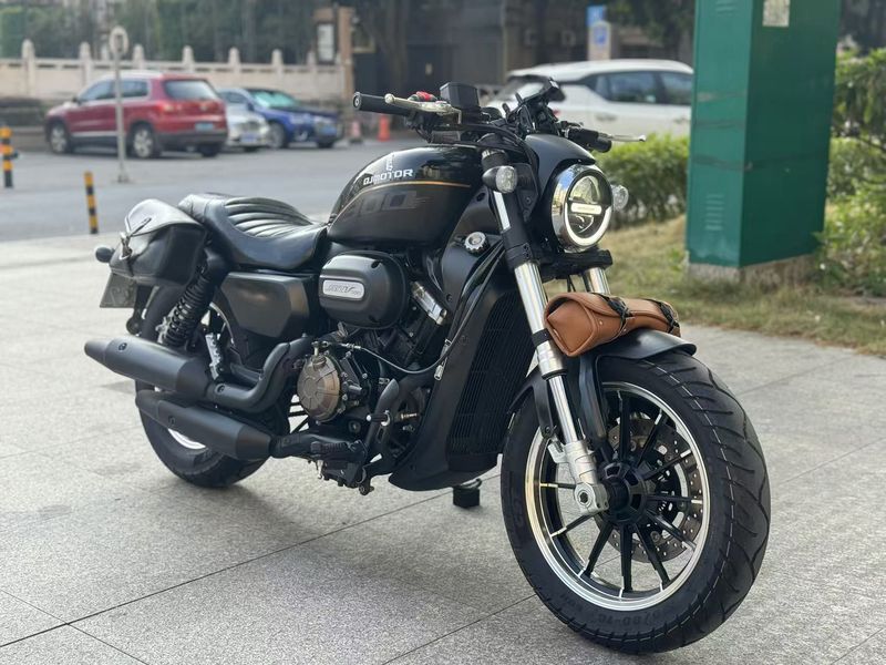 二手QJMOTOR闪300