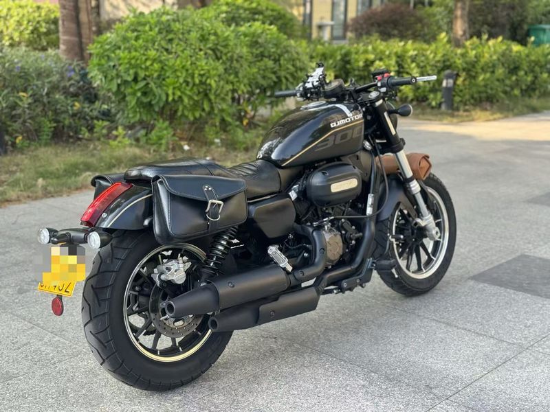 二手QJMOTOR闪300