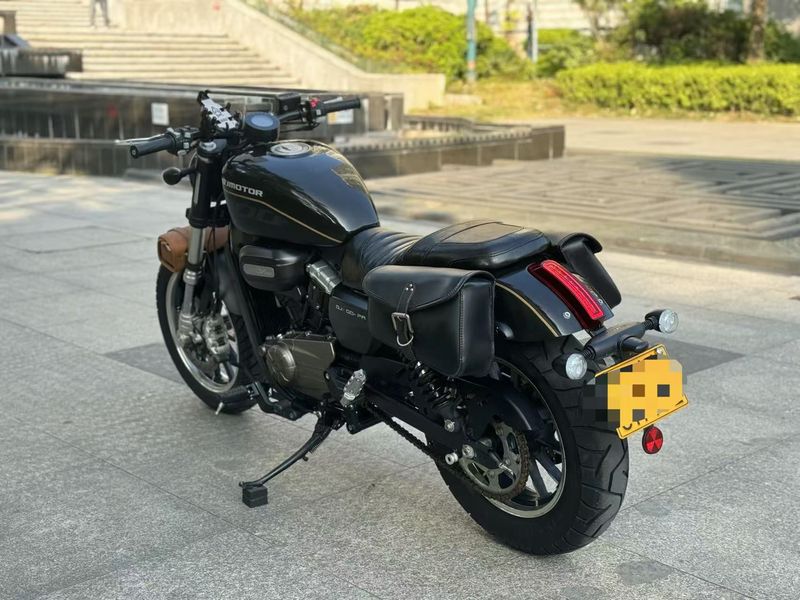 二手QJMOTOR闪300