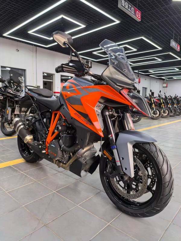 二手KTMR2R1290 Super Duke GT