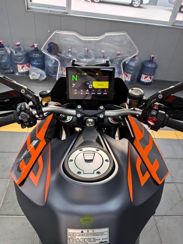 二手KTMR2R1290 Super Duke GT