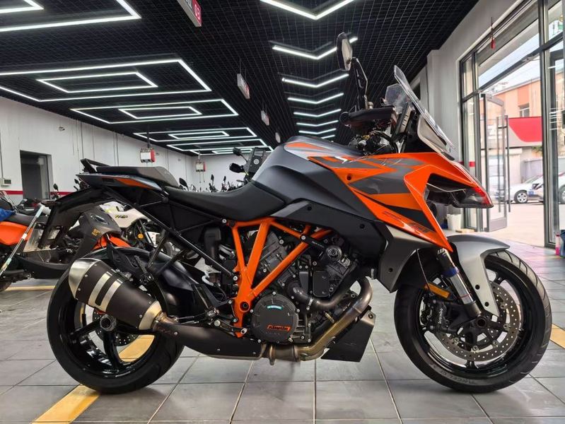 二手KTMR2R1290 Super Duke GT