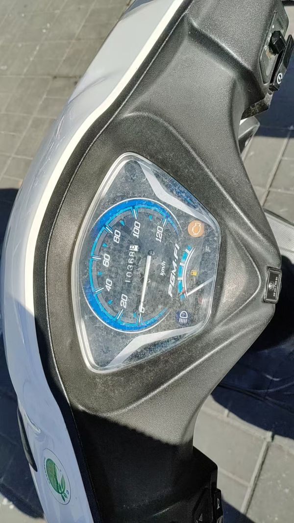 二手五羊本田SCR 喜鲨125