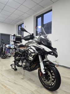 二手贝纳利金鹏 TRK502