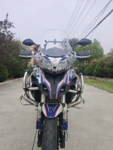 二手贝纳利金鹏 TRK502