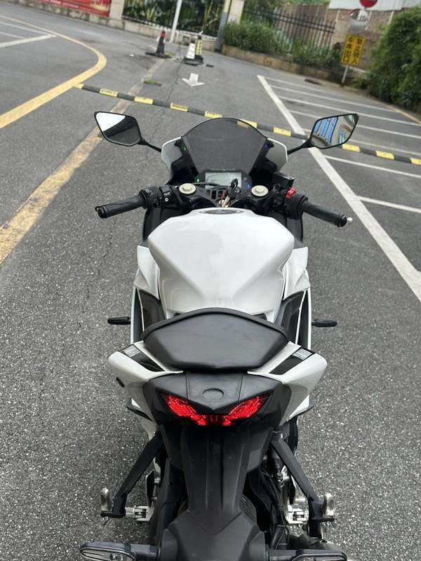 二手雅马哈YZF-R3