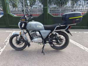 二手望江CB150R