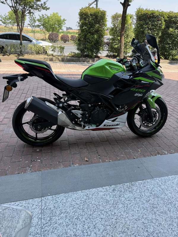 二手川崎Ninja 400