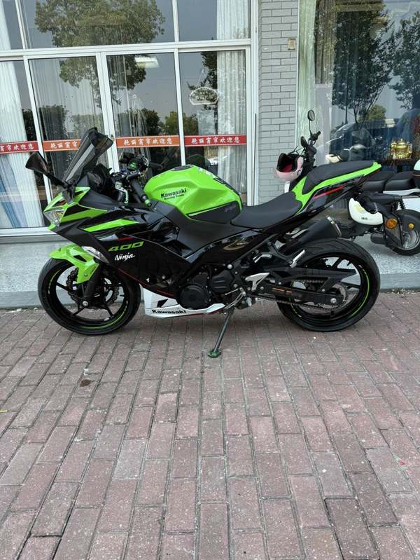 二手川崎Ninja 400
