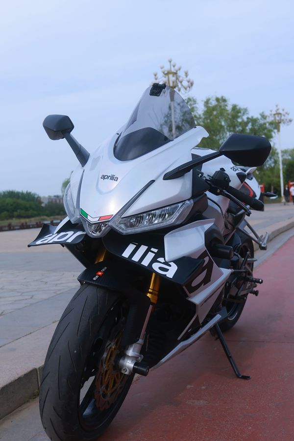 二手阿普利亚RS 660 