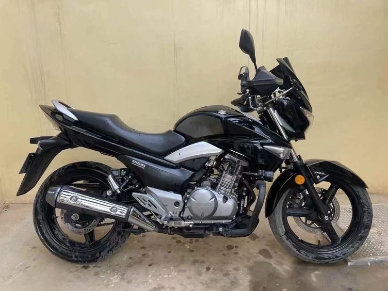二手铃木GW 250 Inazuma