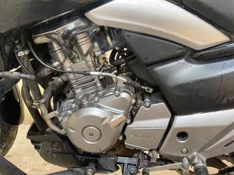 二手铃木GW 250 Inazuma