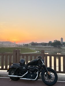 二手哈雷戴维森Iron883 硬汉