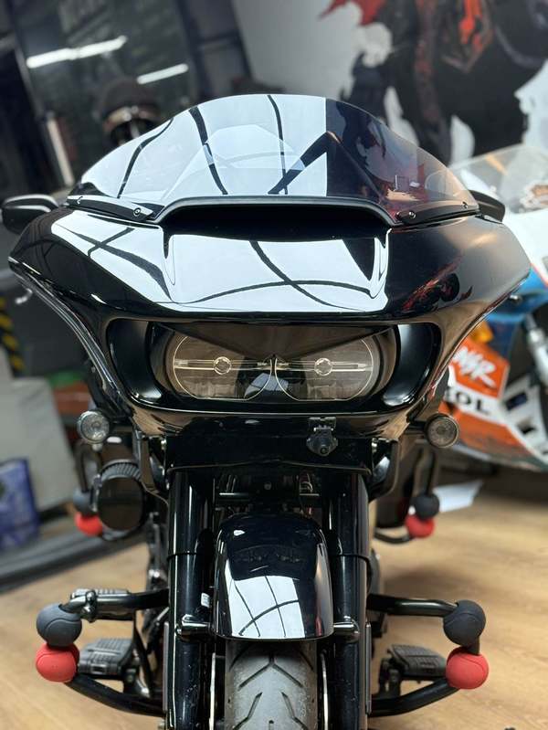 二手哈雷戴维森公路滑翔 Road Glide
