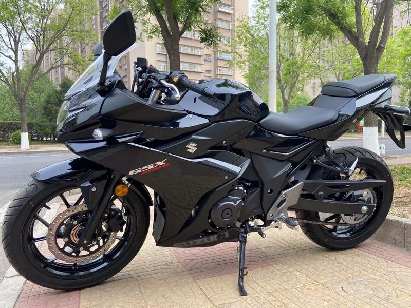 二手豪爵铃木GSX250R