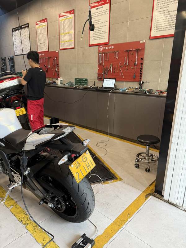 二手宝马S 1000 R