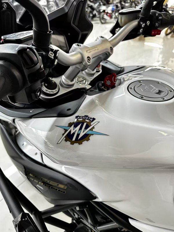 二手奥古斯塔Turismo Veloce 800
