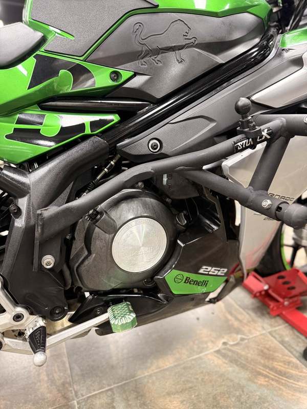 二手贝纳利龙卷风 Tornado 252R