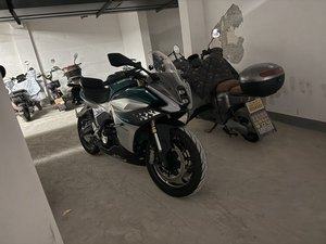 二手贝纳利龙卷风 Tornado 552R