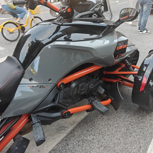 二手庞巴迪Spyder F3 