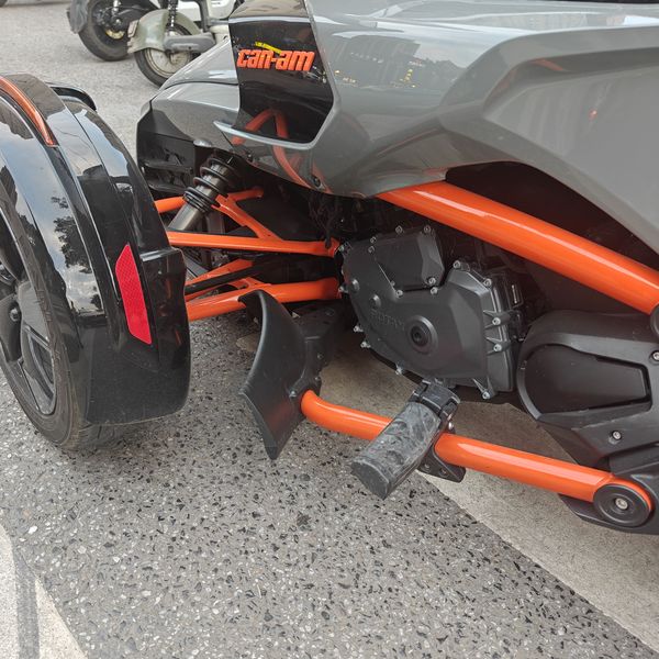 二手庞巴迪Spyder F3 