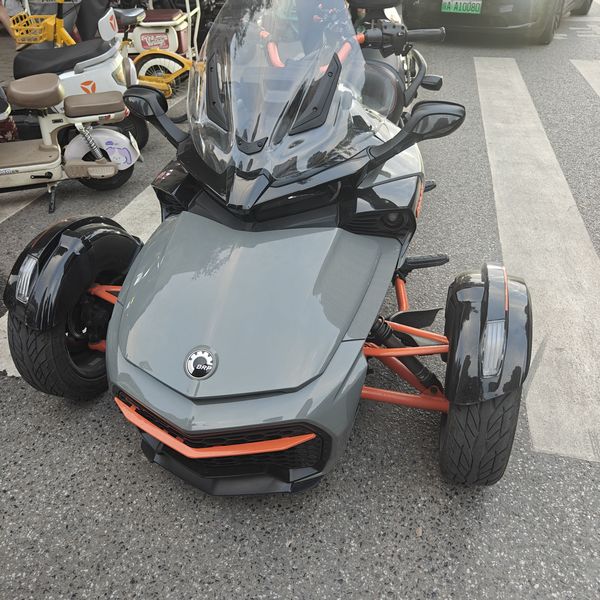 二手庞巴迪Spyder F3 