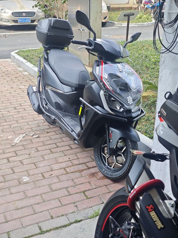 二手QJMOTOR鸿150RS