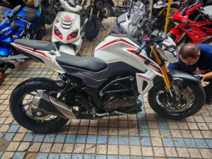 二手豪爵DR300