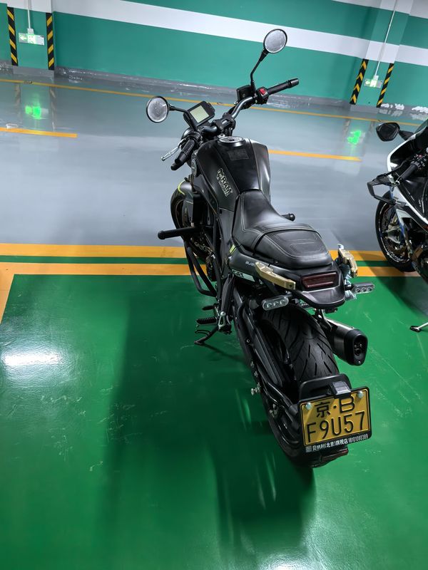 二手贝纳利幼狮 Leoncino 250