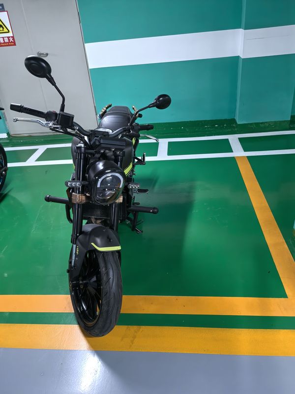 二手贝纳利幼狮 Leoncino 250