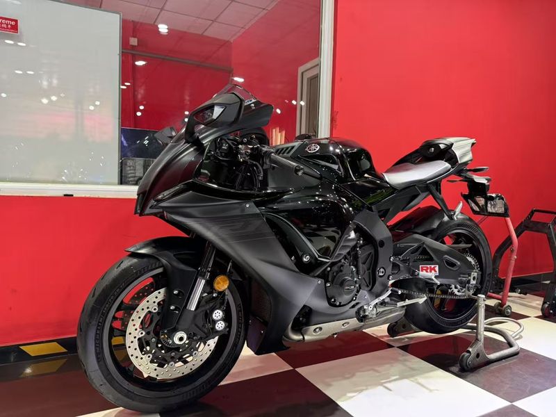 二手雅马哈YZF-R1
