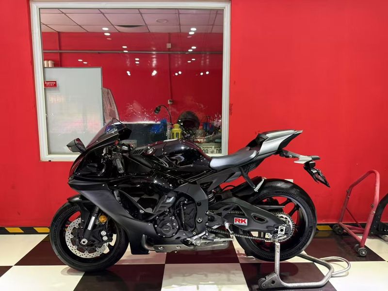 二手雅马哈YZF-R1