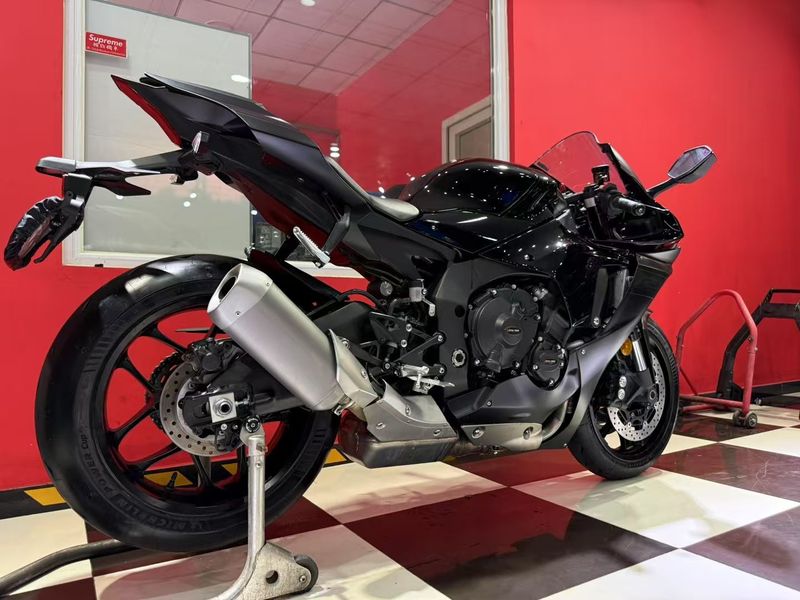 二手雅马哈YZF-R1