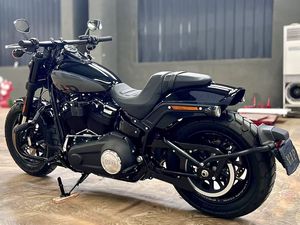 二手哈雷戴维森肥霸 Fat Bob