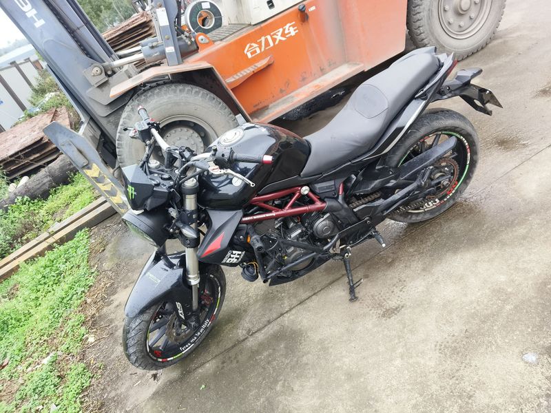 二手贝纳利蓝宝龙BJ300GS