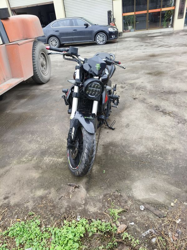 二手贝纳利蓝宝龙BJ300GS