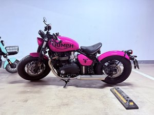 二手凯旋Bonneville Bobber