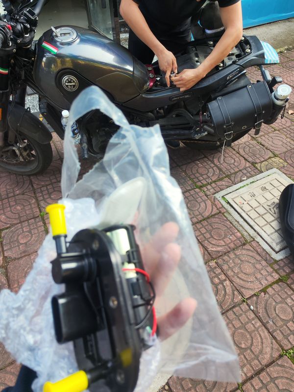 二手贝纳利幼狮 Leoncino 500