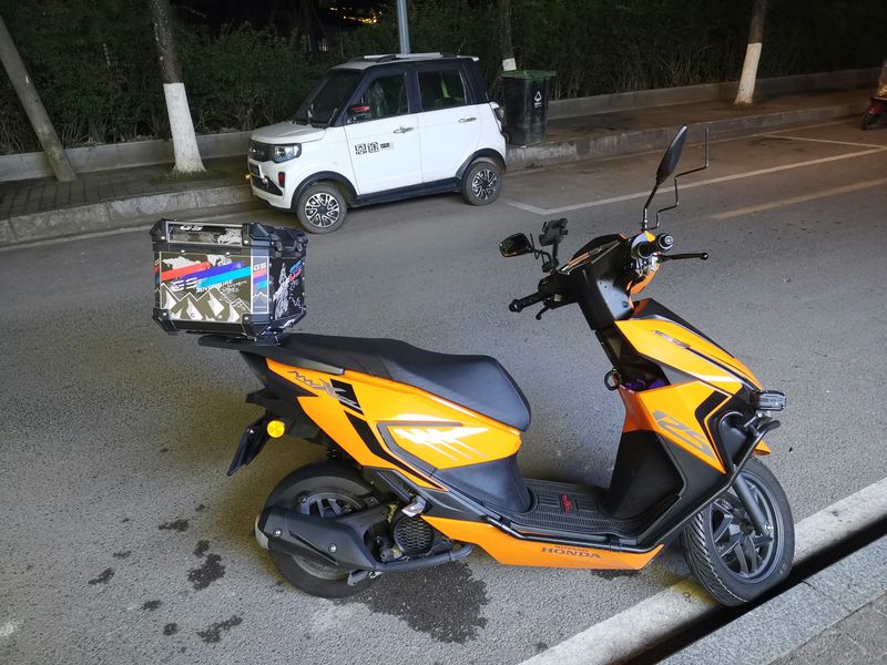 二手五羊本田NWX125