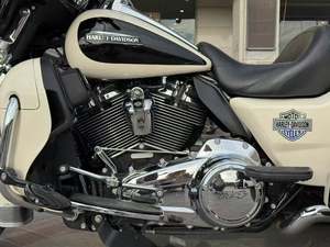 二手哈雷戴维森Tri Glide