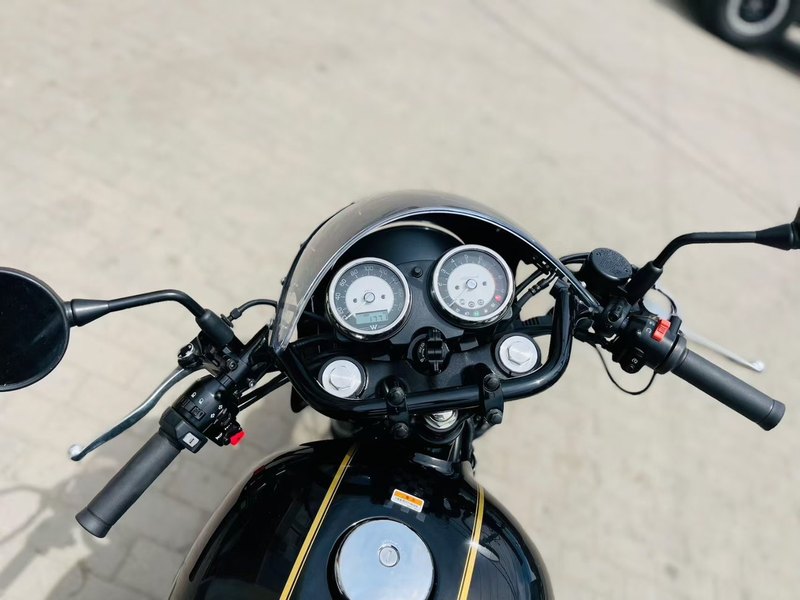 二手川崎W800 